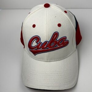 Liga Cubana ,Daring Red and White Apparel